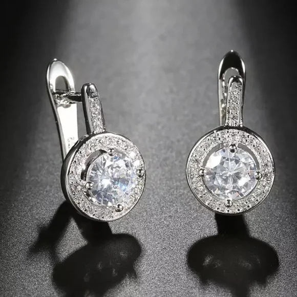 GOLD STUD 925 STERLING SILVER DIAMOND EARRINGS, WONDERFUL EARRINGS, WOW EARRINGS - Picture 2 of 4